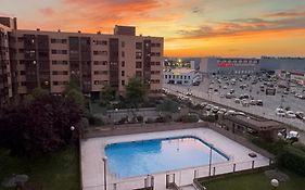 Deyanira Suite, Aeropuerto, Ifema