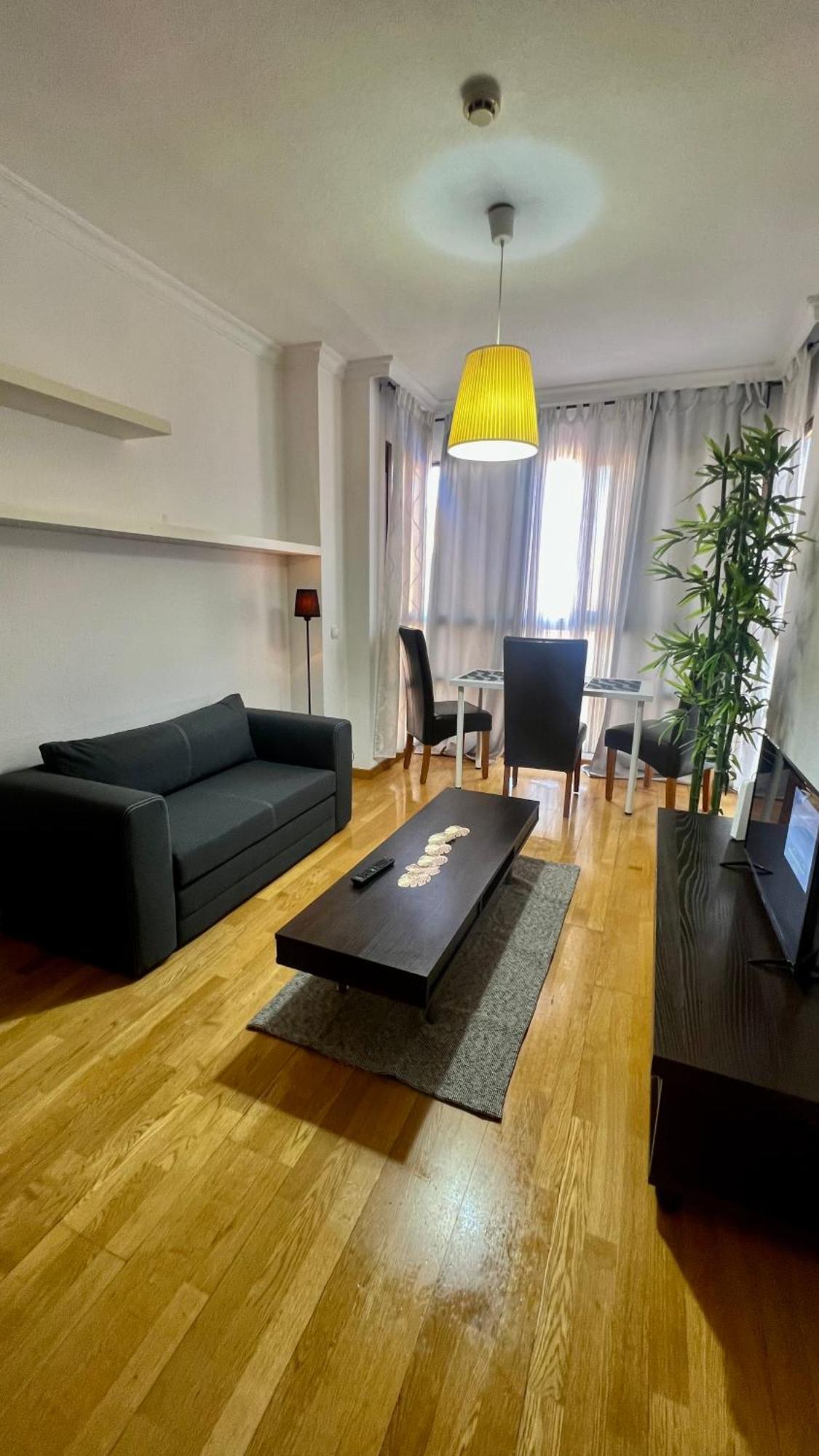 Deyanira Suite, Aeropuerto, Ifema Madrid Extérieur photo
